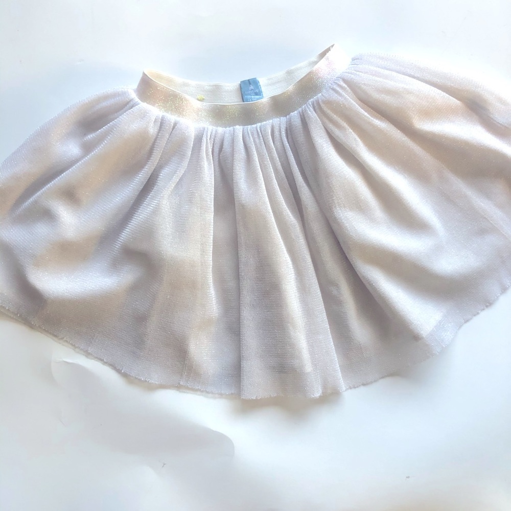 Cream shimmer skirt baby gap size 3 y